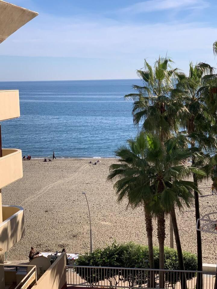 Beachfront Estepona Center Dış mekan fotoğraf